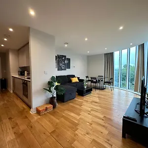 https://uxbridge-apartment.brighton-hotels-england.com